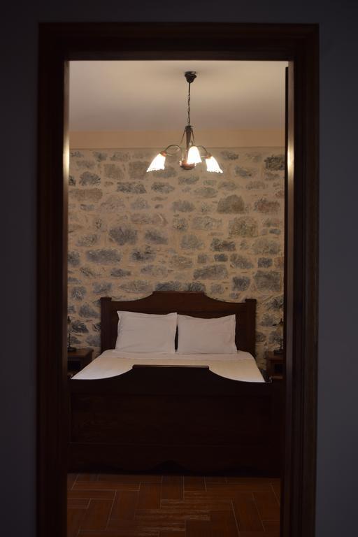 Vasilios Apartments Hotel Limeni Ngoại thất bức ảnh